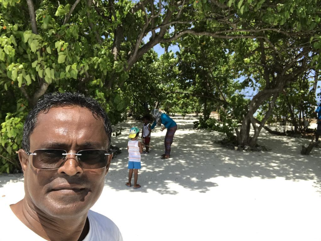 Rip Tide Vacation Inn, K.Guraidhoo Ґурайдгу Екстер'єр фото