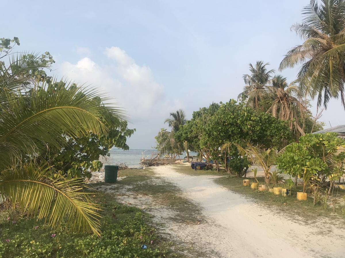 Rip Tide Vacation Inn, K.Guraidhoo Ґурайдгу Екстер'єр фото